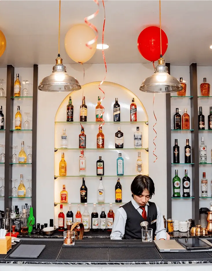 Exceptional Dining & Handcrafted Drinks